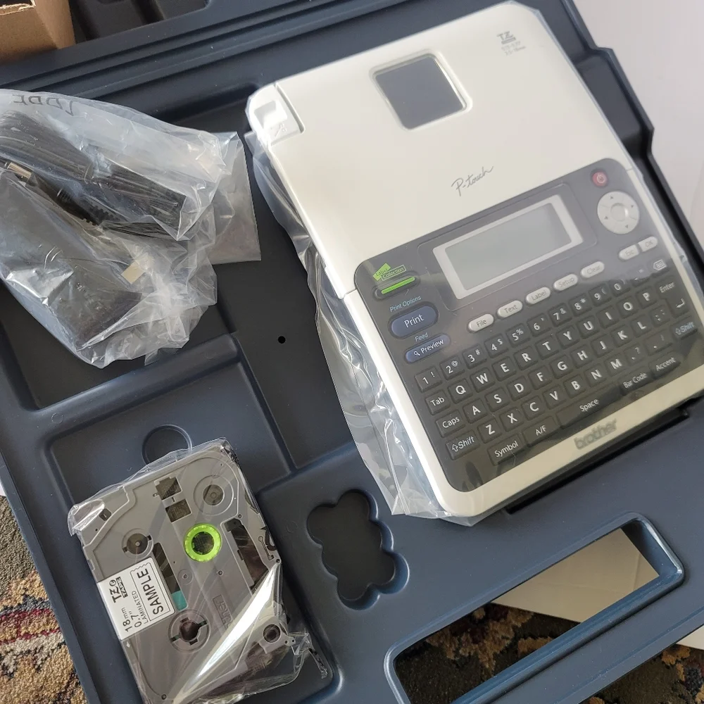NEW! Brother P-Touch PT-2030VP Deluxe Desktop Label Maker & Carrying Case